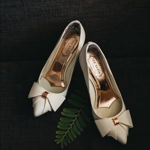Ted Baker Ivory Satin Bow Detail Heeled Pumps